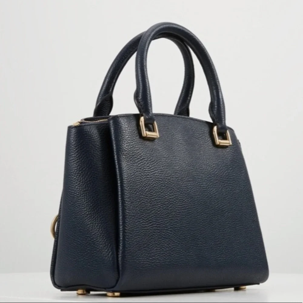 Micheal Kors Maxine Messenger Satchel/Crossbody NWT!!! - Picture 4 of 8